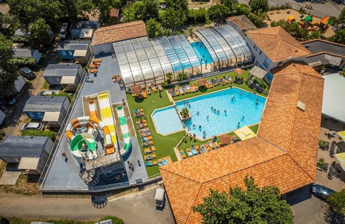 Saint-Georges-d'Oleron House | Camping - Piscine - ccaghag