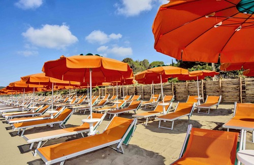 Le Rocchette RV Rental | Camping Village Santapomata