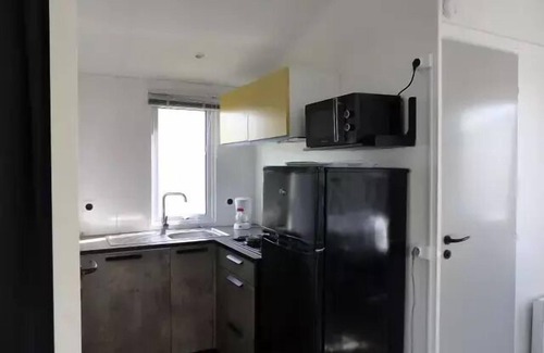 Fouesnant House | Camping La Roche Percée * - 2-room mobile home 2/3 people