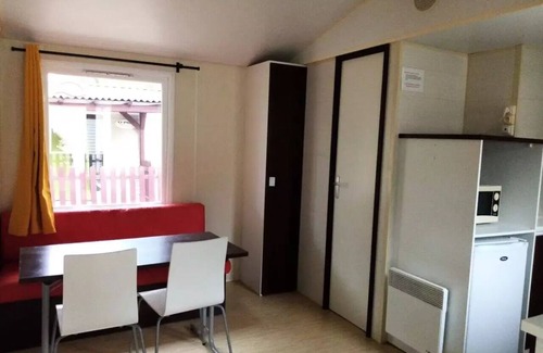 Fabrezan House | Camping Le Pinada * - Mobil Home BLUEET, VIOLETTE, CAPUCINE - 2 bedrooms - 28m2 4 people