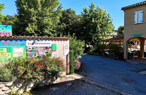 Rosieres House | Camping les Hydrangeas * - MOBILE HOME 2 Bedrooms + Great Air-conditioned Comfort 6 people