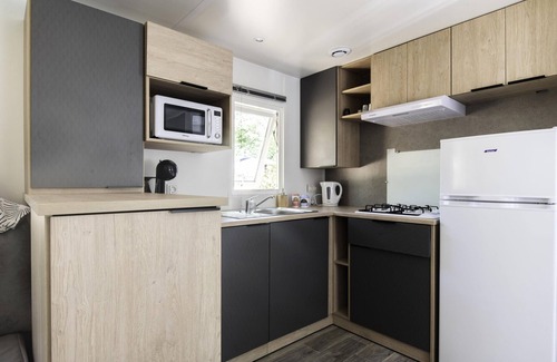 Bretagne-d'Armagnac House | Camping maeva Escapades Les Lacs d'Armagnac * - Comfort Mobile Home 3 Rooms 4 People