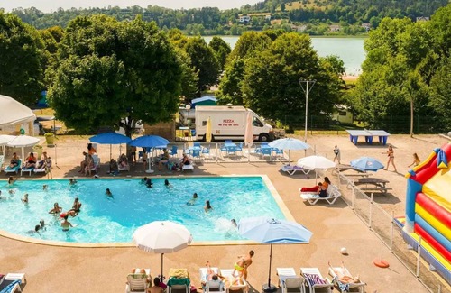 Clairvaux-les-Lacs House | Camping - Piscine - ccagfdf