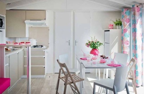 Serignan-Plage House | Camping - Piscine - ccagegg