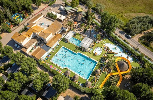 Serignan-Plage House | Camping - Piscine - ccagegg