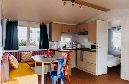 Pleumeur-Bodou House | Camping - Piscine - efadda