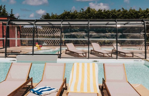 Pleumeur-Bodou House | Camping - Piscine - efadda