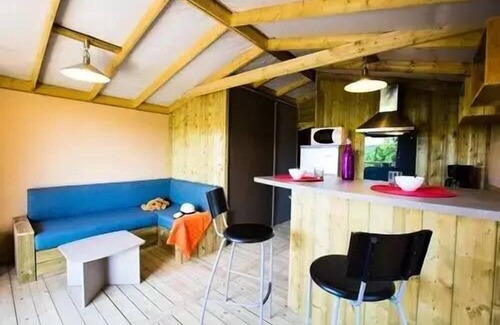Seniergues Ski Chalet | Campsite Domaine de la Faurie* - COMFORT chalet - 2 bedrooms for 4 people