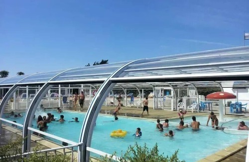 Kerroch House | Campsite Flower La Pointe du Talud * - Free Flower Comfort 3 rooms 4 persons Without Sanitary