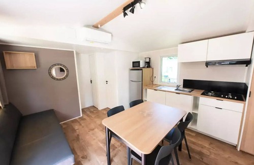 Saint-Maximin House | Campsite Le Pré des Moines * - Mobile home LOTUS + 3 bedrooms 2 to 7 people - 2 people included in the price