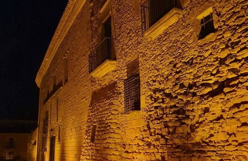 Peratallada House | Can Mas Pere - Authentic village apartment