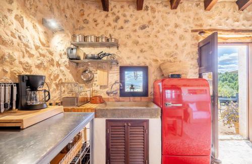 Selva House | CAN PULIT - finca romántica para 2 con piscina y vistas en Selva Mallorca