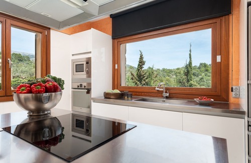 Mancor de la Vall Villa | Can Vicens (Mancor) - Three Bedroom Villa, Sleeps 6