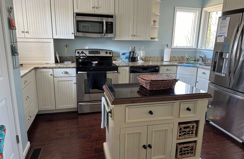 Bethany Beach House | Canal Waterfront - 4 Blocks to Boardwalk