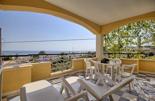 Marina di Pescoluse House | Canarina front beach attic