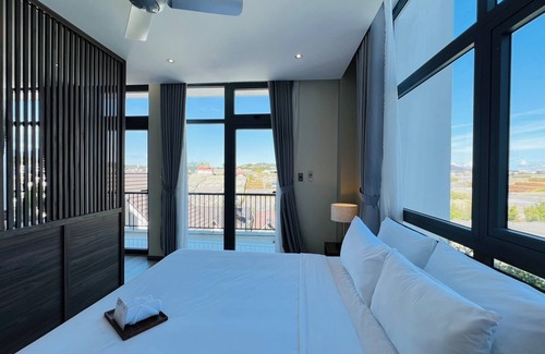 Phuong Hotel | Canary Dalat Hotel