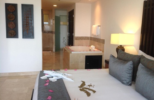 Puerto Juarez Resort | Cancun 5 Star Resort And Spa