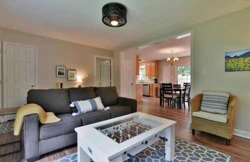 Oakley House | Candlestick