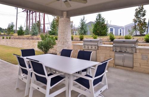 Austin Hotel | Candlewood Suites - Austin Airport by IHG