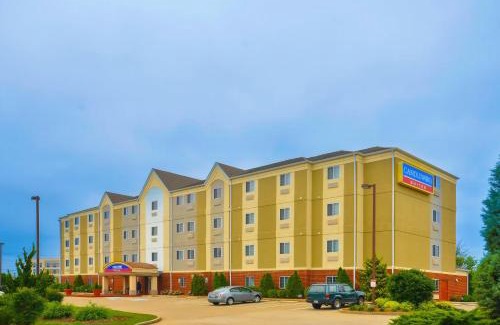 Clarksville Hotel | Candlewood Suites Clarksville by IHG
