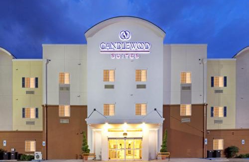 Thornton Hotel | Candlewood Suites Denver North - Thornton by IHG