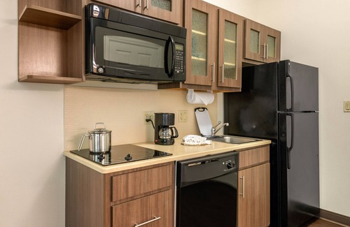 Biggar Hotel | Candlewood Suites Fort Myers Sanibel Gateway by IHG