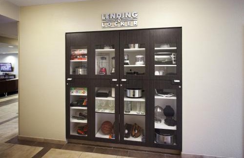 South Arlington Hotel | Candlewood Suites - Grand Prairie - Arlington by IHG
