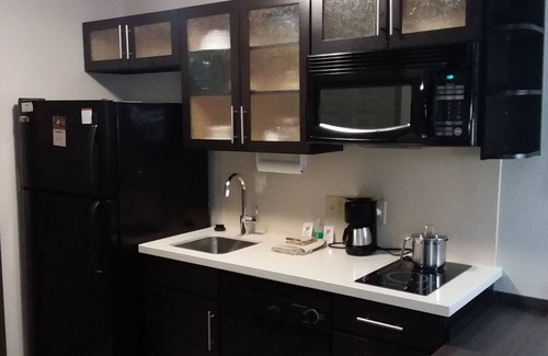 Alcoa Hotel | Candlewood Suites Knoxville Airport-Alcoa by IHG