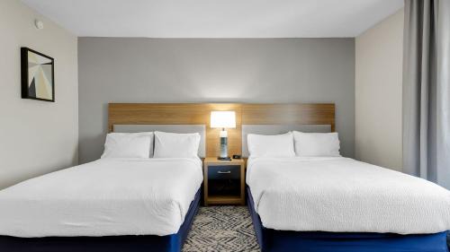 Downtown San Antonio Hotel | Candlewood Suites San Antonio Downtown by IHG