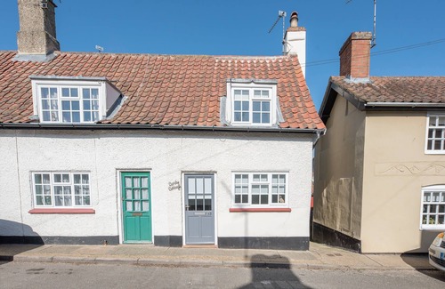 Halesworth Cottage | Candy Cottage, Halesworth