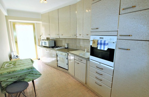Cannes City Centre Apartment | Cannes, located behind the Martinez Hotel at 50 meters to the Croisette