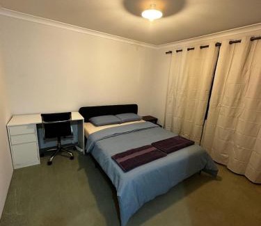 Cannington House | Cannington Sharehouse Near Shops and Restaurant