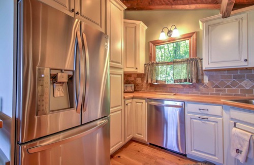 Franconia House | Cannon Mtn Family Retreat w/Deck, Close to Hiking