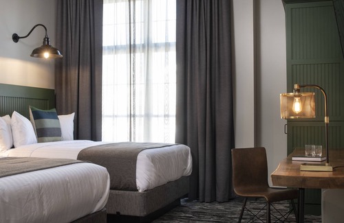 Ranier Hotel | Cantilever Hotel, Trademark Collection by Wyndham
