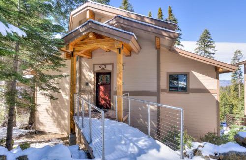 Yosemite West House | Canyons Crest