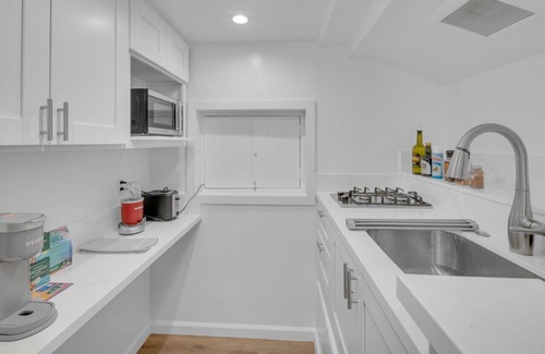 University Heights House | Canyonview Studio Suite