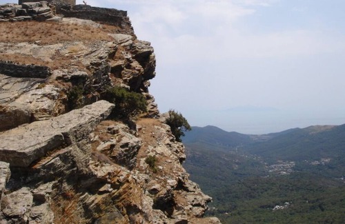 Cagnano Apartment | Cap Corsica - gite in traditional stone house overlooking maquis and sea