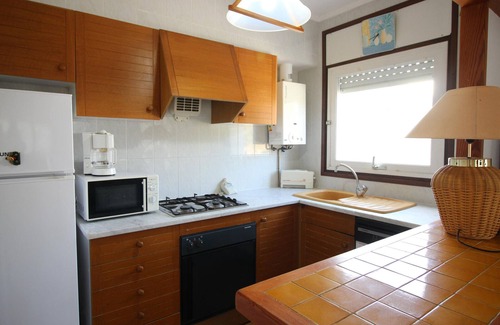 Llanca Apartment | CAP RAS V 1-1 Apartamento con vistas al mar, a tan sólo 50m de la playa.