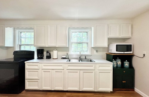 Mashpee House | Cape Cod Gem: Steps to a sandy pond, minutes to beaches and restaurants!