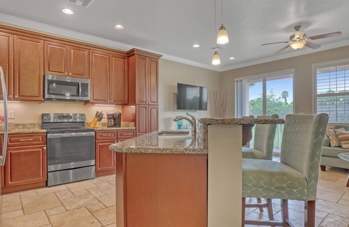 Merritt Island House | Cape Crossing Marina Townhome - Just Minutes to Kennedy Space Center and Beaches