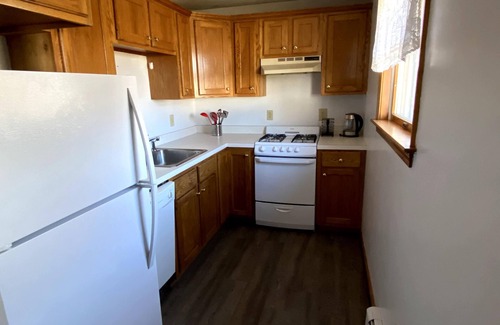 Monument Beach Apartment | Cape House on Beach Street