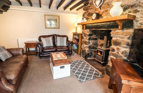 Dwygyfylchi House | Capel Cottage