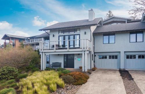 Pacific City House | Capeside Lookout