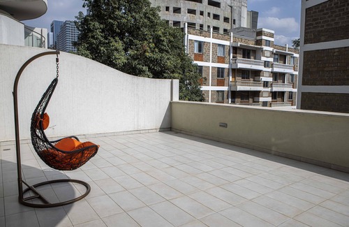 Westlands Apartment | Capital Emerald Line 1 bed by YourHost