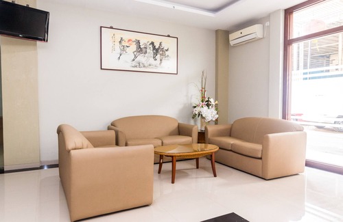 Batam Hotel | Capital O 1867 Kara Guest House