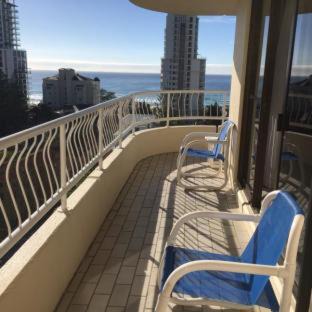 Broadbeach Apartment | Capricornia Apartments