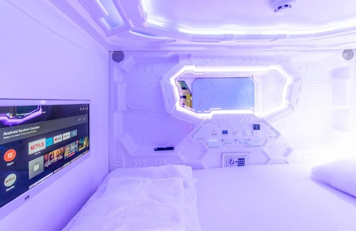 Jerusalem City Centre Hostel | Capsule Inn