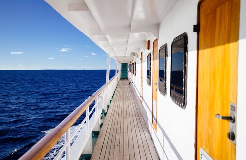 Nadi Boat Rental | Captain Cook Cruises, Fiji's Cruise line