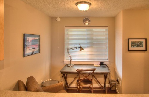 Ocean Shores Apartment | Captain Gray`s Landing Condo - Oyhut Bay Seaside Village