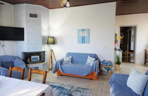 Katakolo Apartment | Captain's Spacious House Near The Beach - Happy Rentals
